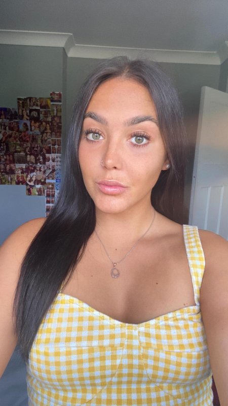 My face all dolled up and ready to go under the sun