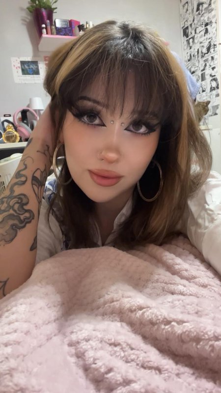 brown eyes, wby <33 ?